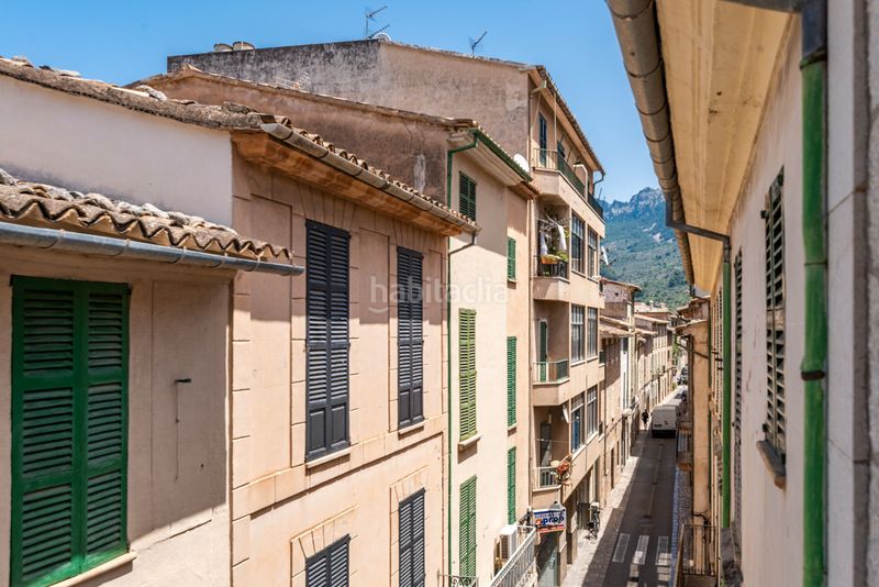 Foto fa62f191-633f-4623-b151-d0ca43ec05c0. Casa amb aparcament a Sóller