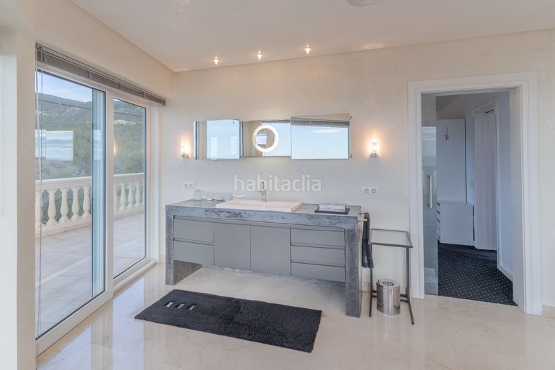 Foto d78319d9-5989-4ad6-aceb-49fe9c90e416. Masia amb calefacció aparcament piscina a Costa d´en Blanes Calvià