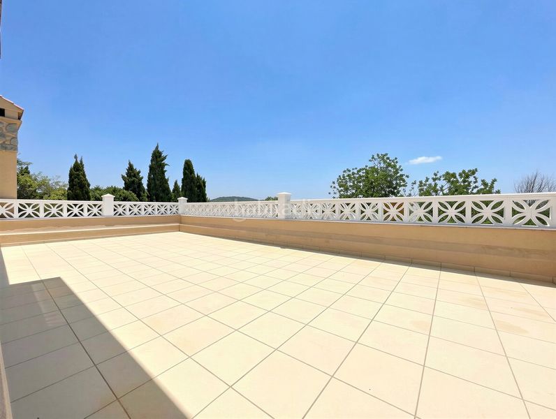 Foto a16e2e35-8825-498a-b334-338f63467bbf. Casa amb calefacció piscina a Llucmajor interior Llucmajor