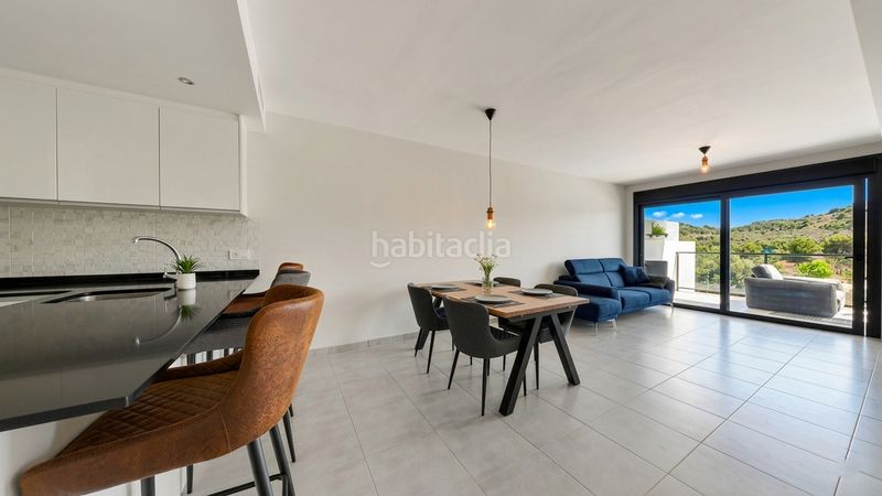 Foto 1f88ed6a-aaaf-4ca3-853c-34b2be888a62. Edificio calidad de vida junto al mar en Font de Sa Cala Capdepera