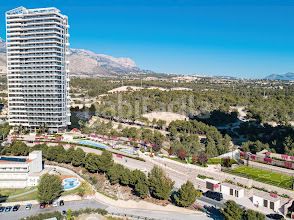 Foto ed83d8d9-47de-43f1-9ea1-c3c44d4235e0. Edificio in Via Parque Benidorm