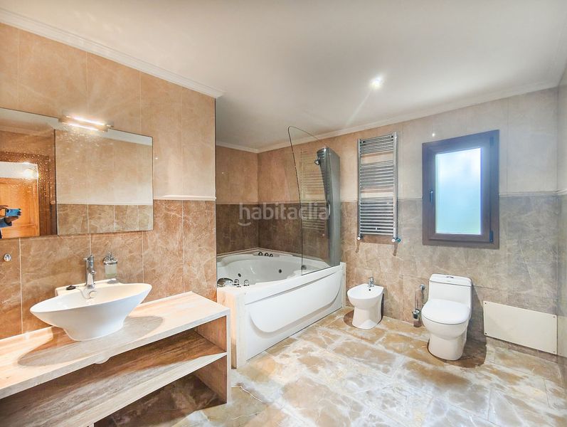 Foto f520abba-908c-42dd-be3e-ea69f2b2ce31. Masia amb calefacció aparcament piscina a Artà poble Artà