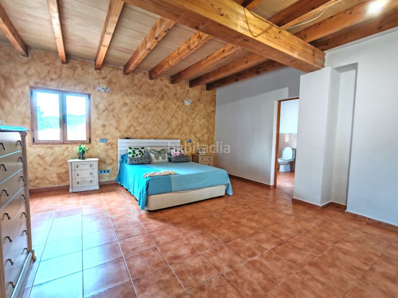 Foto f9db1286-0349-4e11-9a36-27efb76cffe3. Masia amb piscina a Zona Periurbana Inca