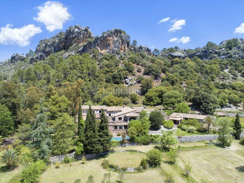 Foto 59c9b515-21b8-4802-8be9-e751720d8bfc. Edifici a Escorca