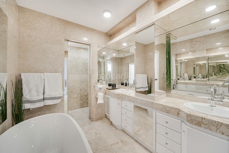 Foto 765d50f8-9cb1-4b4b-a176-90e97f6ca0af. Àtic amb aparcament piscina a Son Armadams Palma de Mallorca