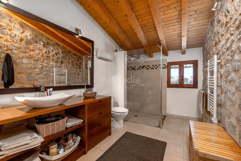 Foto d57d975c-f04d-4bbc-af0a-b589ac6d30d3. Masia amb piscina a Sóller