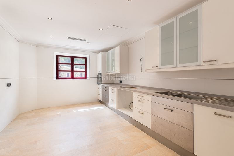 Foto 0c595bbd-b467-42d4-bd06-8490dd5c5fb8. Masia amb aparcament piscina a Estellencs