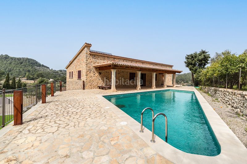 Foto 7bd10006-568f-480f-8008-76a086d795d8. Masia amb aparcament piscina a Estellencs