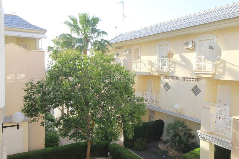 Foto 2540a850-3624-4bbc-bcdf-9bd9b416f4a8. Edificio in La Veleta Torrevieja
