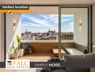 Apartamento en El Mercat. Vivir sobre los tejados de palma  piso de ensueño con vistas a l