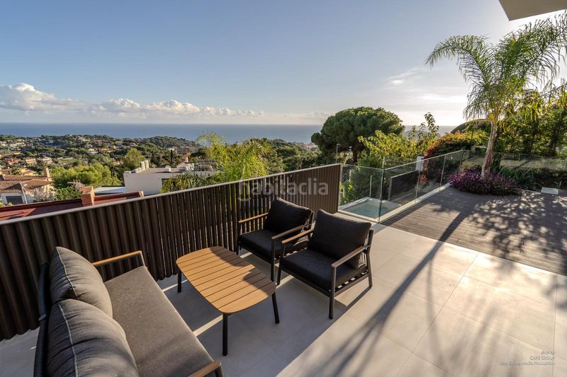 Foto 5e696352-0a51-4a0a-a1ca-6eb76de76555. Casa amb aparcament piscina a Roca Grossa Lloret de Mar