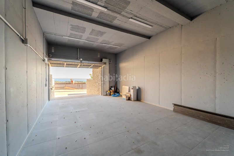 Foto d320e039-8a86-476f-8fb3-e09c24dd188b. Casa amb aparcament piscina a Roca Grossa Lloret de Mar