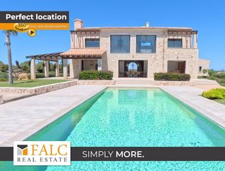 Casale in Cala Llombards. Donde el mar toca el horizonte  una finca para gente que busca l