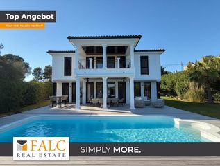 Casa in Santa Ponça. Villa moderna del más alto nivel en nova santa ponsa
