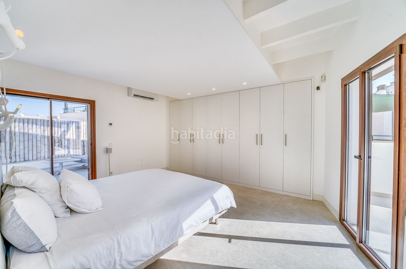 Foto a871b487-e31e-4f00-af23-4f64d7e4103d. Casa amb calefacció aparcament piscina a Es Portixol-Es Molinar Palma de Mallorca