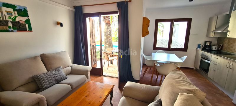 Foto fc10a326-6fb4-4938-bde6-594511c6f748. Edificio in Cala d´Or Santanyí