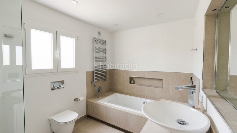 Foto 92bf94b4-f60b-4e5d-be20-e39938744872. Casa amb calefacció aparcament piscina a port d´Andratx Andratx