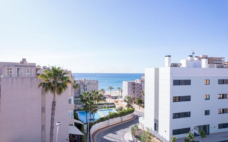 Foto f1bca170-92a9-4407-bd6f-08708fe85cad. Àtic amb aparcament piscina a Campello Pueblo Campello (el)