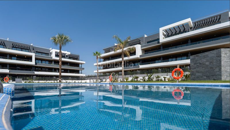 Foto bc74cda9-f547-4408-bbc8-65cc2e3e5da4. Casa amb aparcament piscina a Centro - Muelle Pesquero Torrevieja
