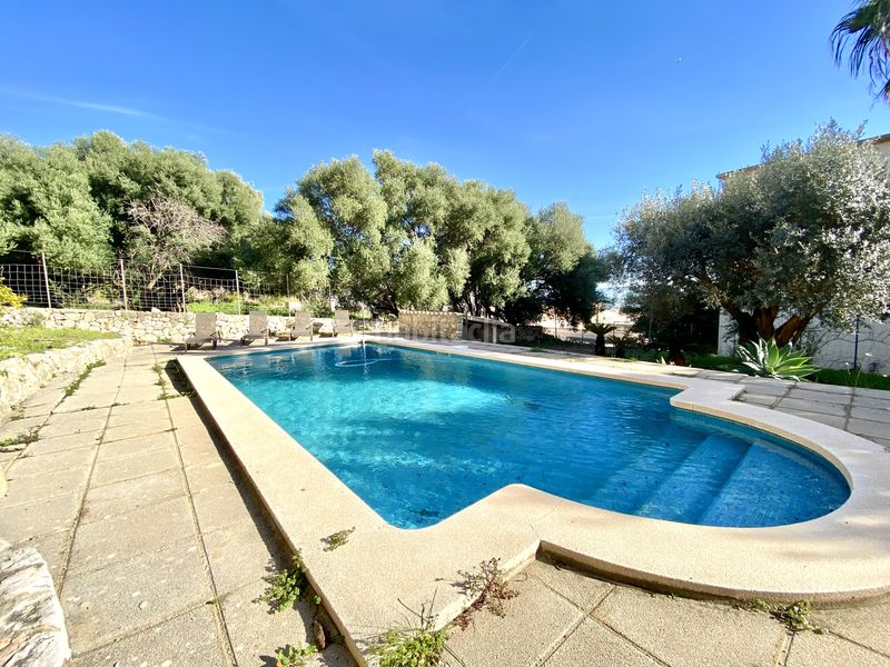 Foto 2a9dfa8d-b656-4b96-b0d8-498b3e485773. Casa adossada amb piscina a Selva