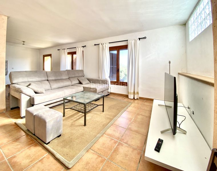Foto d9171ed4-15d5-4b3d-9bee-86d98a5ef9d0. Casa adossada amb piscina a Selva