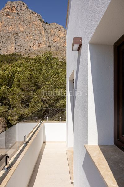 Foto d4571667-cfee-4a03-a7be-cabce66b1353. Casa amb aparcament piscina a Casco urbano Polop