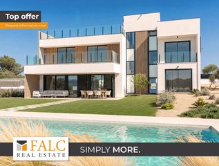 Casa en Son Gual. Luz, espacio y lujo villa de diseño representativa, a estrenar