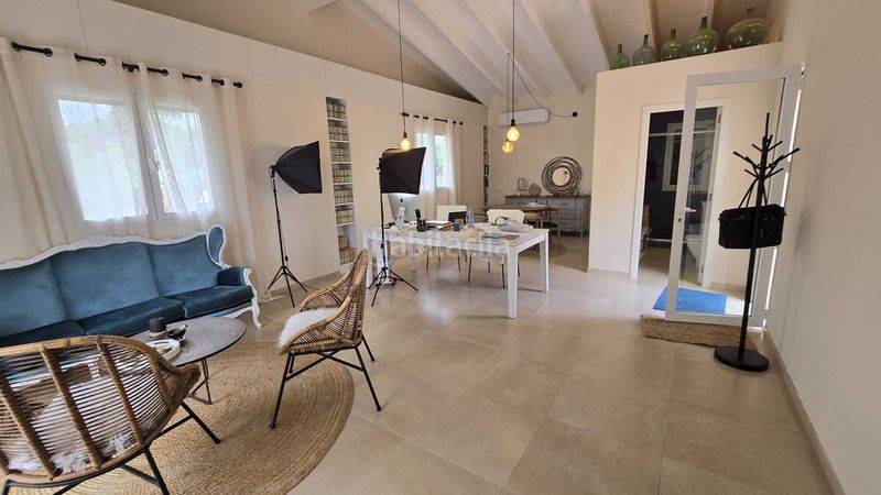 Foto a28118f1-6637-4518-b10b-98e73314f8ee. Casa amb calefacció aparcament piscina a Sant Llorenç des Cardassar