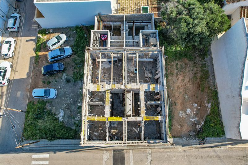 Foto c5d203d4-998a-4400-a480-02d9d43acb60. Casa pareada casas adosadas con piscina en construcción en colonia de sant pere en Artà