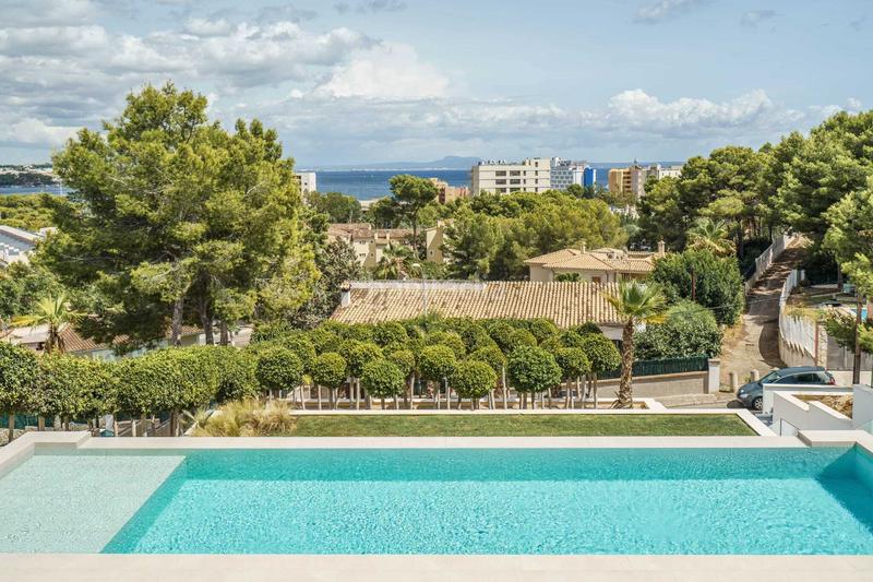Foto baf84390-ca33-4085-82a3-aeb4e1eae424. Casa en Palmanova Calvià