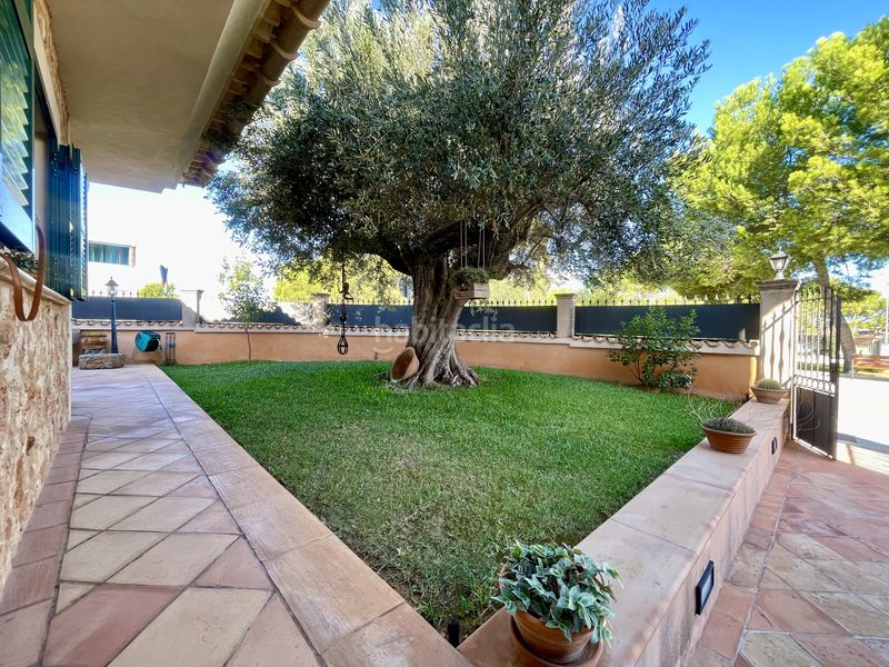 Foto e4ca716e-cf90-4481-bdda-d44638b747c8. Casa exclusivo chalet independiente su sueño de vida mediterránea en Marratxí