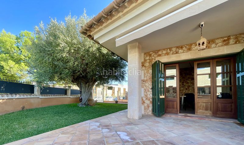 Foto f1c6463b-ffb5-49f3-9e6a-8226cd190c0c. Casa exclusivo chalet independiente su sueño de vida mediterránea en Marratxí