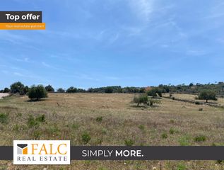 Wohngrundstück in Zona d´Interior. Gran parcela edificable en un paisaje fantástico