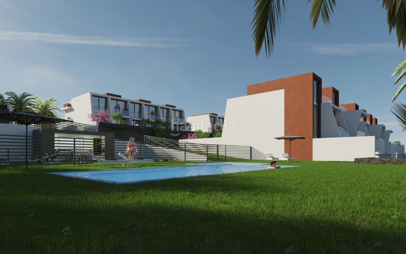 Foto e6b52093-8f31-4d73-93d6-7418b1d3c8fe. Casa adossada a Pueblo Calp