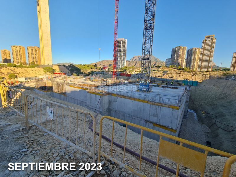 Foto 1d8d6abe-73e9-4191-a439-a07ed27652aa. Àtic amb piscina a Casco Antiguo - Puerto Benidorm