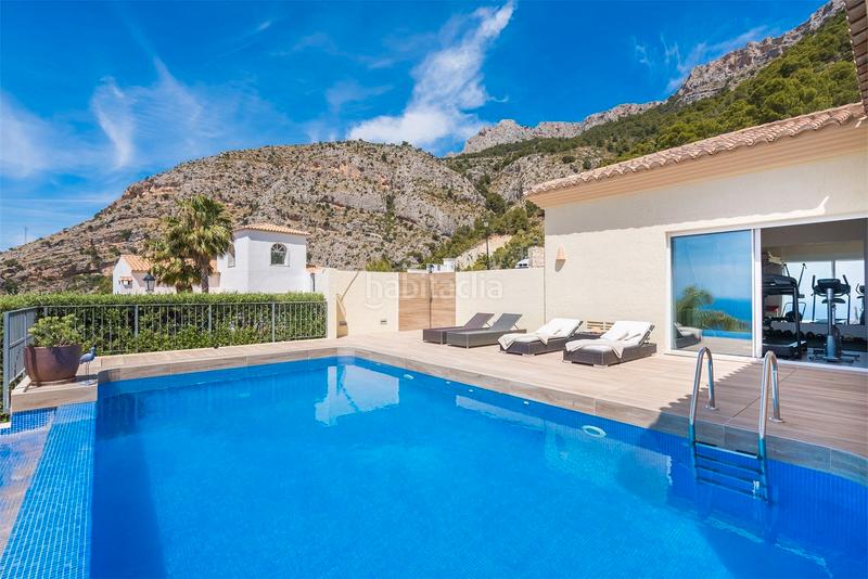 Foto 6040ce05-eade-4004-9e5c-99bedbd90d66. House in Barrio del Centro Alicante