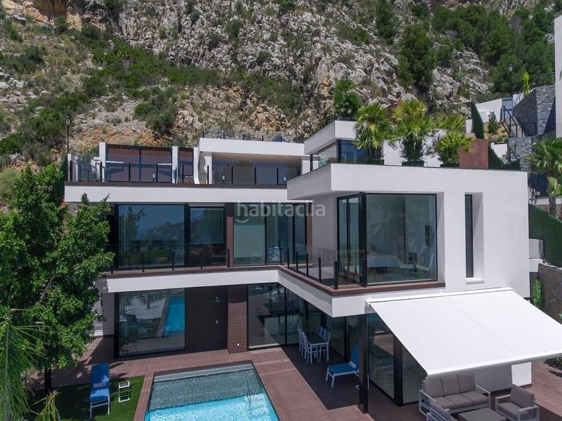 Foto a31aecfe-ad4e-426b-9d45-8b7e67b9cc98. House in Barrio de Campanar Valencia