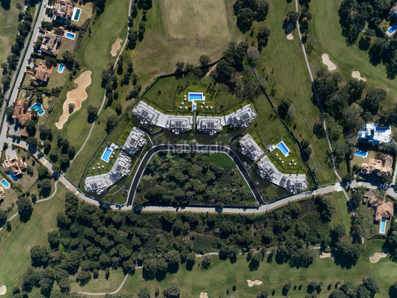 Foto dc5aa344-5b5d-4b32-a09d-c419dc62f68c. Apartament amb calefacció aparcament piscina a Sotogrande alto Sotogrande