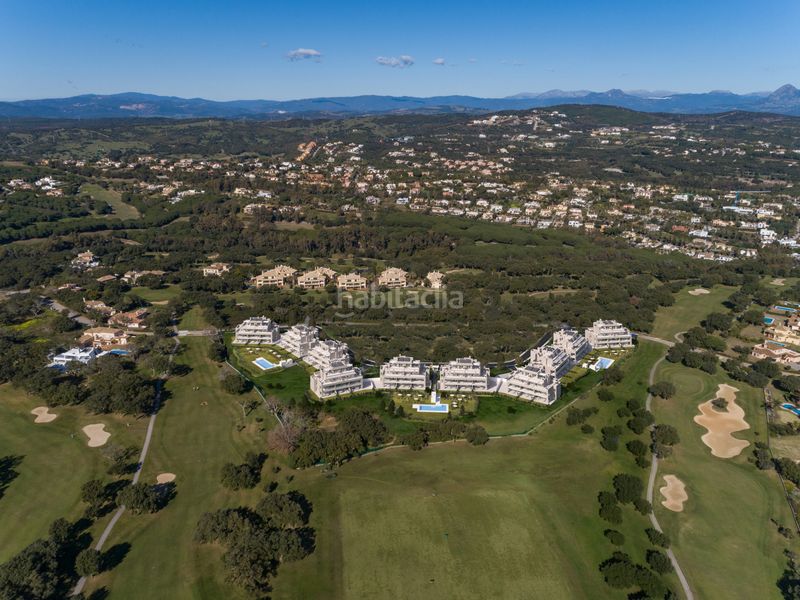 Foto e9ddd33b-807b-41fe-a670-4959ded94f98. Apartament amb calefacció aparcament piscina a Sotogrande alto Sotogrande