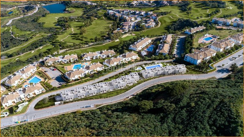 Foto 9b1b5556-3d0f-4c94-ba50-c7e162468b30. Apartament amb calefacció aparcament piscina a Mijas pueblo Mijas