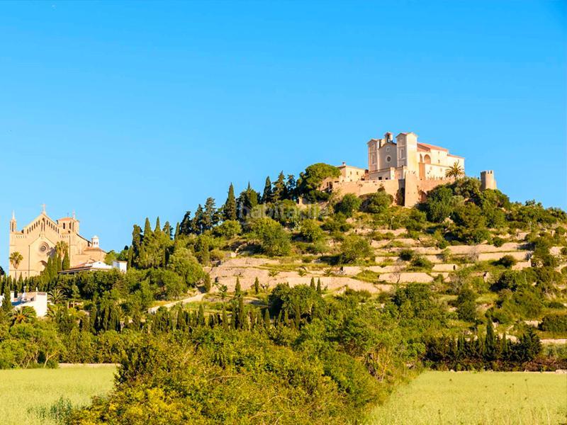 Foto f02bff11-77f4-4454-a752-f194fac05acb. Maison dans Cala Ratjada Capdepera