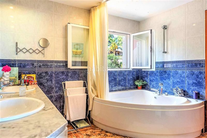 Foto 8b3e3c3f-edb1-47fc-815e-de501ba63202. Casa amb aparcament piscina a Palmanova Calvià