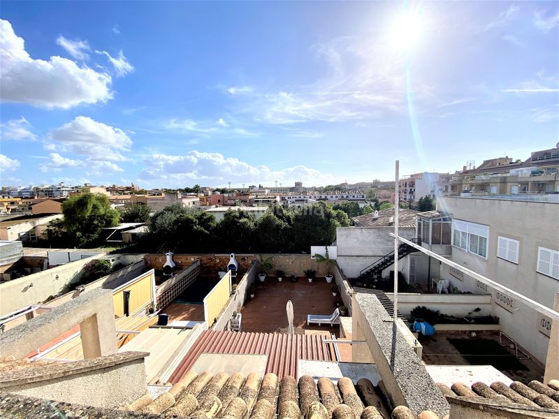Foto ac1d708b-ac3a-478e-ab5f-278c77de0af1. Casa adossada amb aparcament a Es Vivero Palma de Mallorca