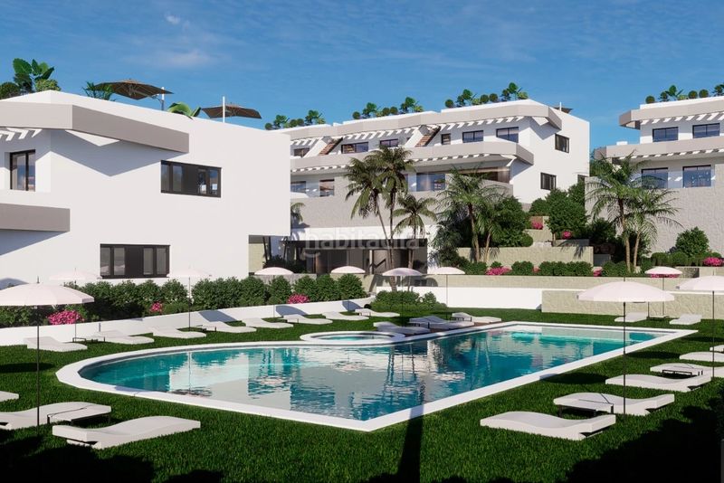 Foto ce92f5ab-8997-4bbf-8a9d-f4a4e8b7c3e6. Apartament amb aparcament piscina a Playa Poniente Benidorm