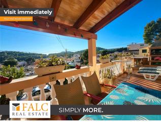 Semi detached house in Peguera