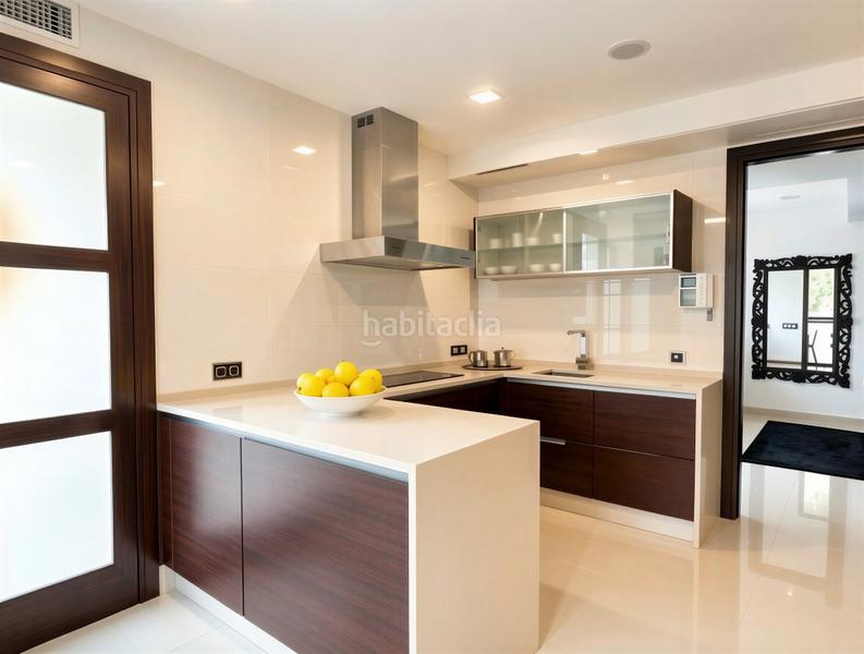 Foto c83eb121-2156-4132-aef7-f0c14f990a50. Casa amb piscina a Ciudad Jardín Palma de Mallorca