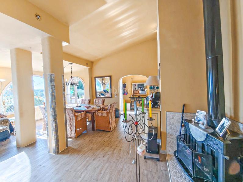 Foto 32d9020e-c2ba-4ec7-b6c5-aa8c24c9925d. Maison dans Costa de la Calma Calvià