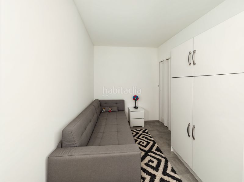 Foto d640fb73-3437-44c0-b771-244d55fc1b76. Apartamento luz, espacio y mar su piso en la playa en Llucmajor