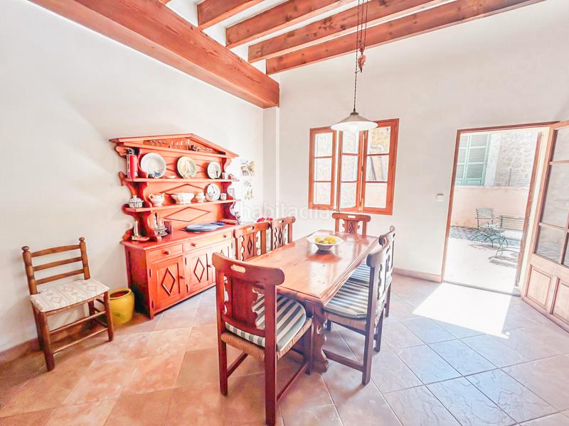 Foto 3eeeaa95-b036-46ff-b518-74e618f1a979. Casa adossada a Sóller