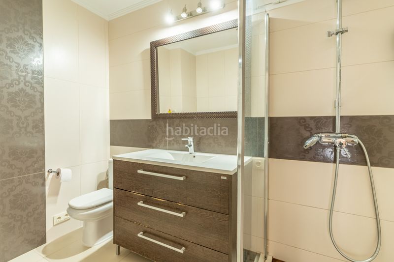 Foto c1f93c82-3cbe-4118-8df1-4aab2e954b7a. Apartament amb aparcament a Palmanova Calvià